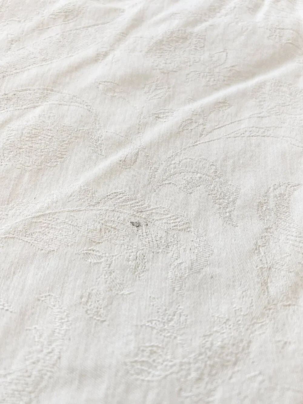 The Purists Ivory Textured Scrollwork Cotton Queen Size Duvet Cover Germany